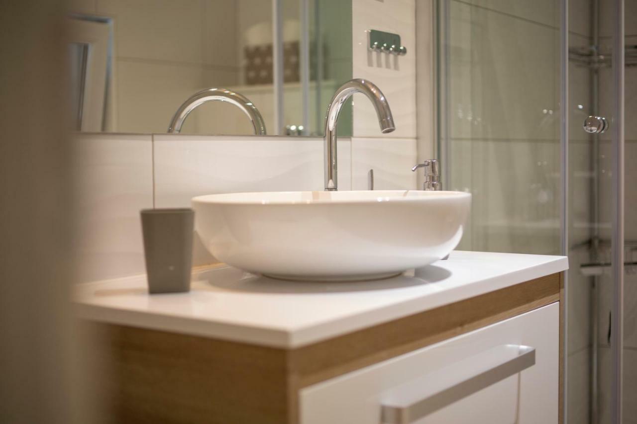 Apartman Pjero 3+2 Makarska Exteriör bild