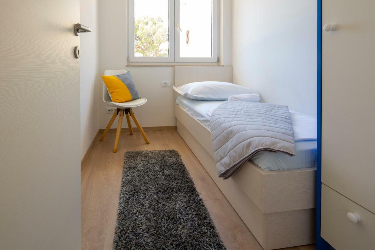 Apartman Pjero 3+2 Makarska Exteriör bild