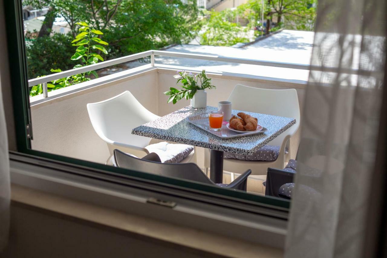 Apartman Pjero 3+2 Makarska Exteriör bild